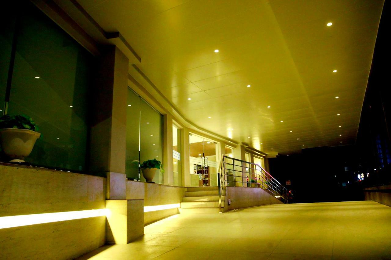 Hotel Panacea Ventures Kollam Extérieur photo