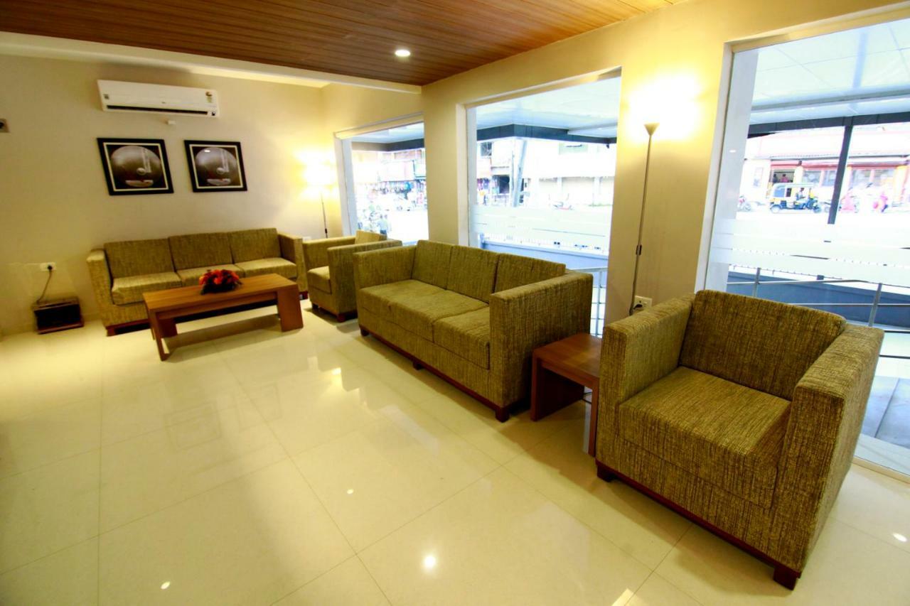 Hotel Panacea Ventures Kollam Extérieur photo