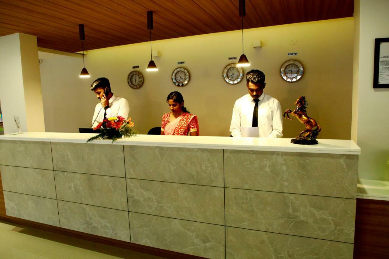 Hotel Panacea Ventures Kollam Extérieur photo