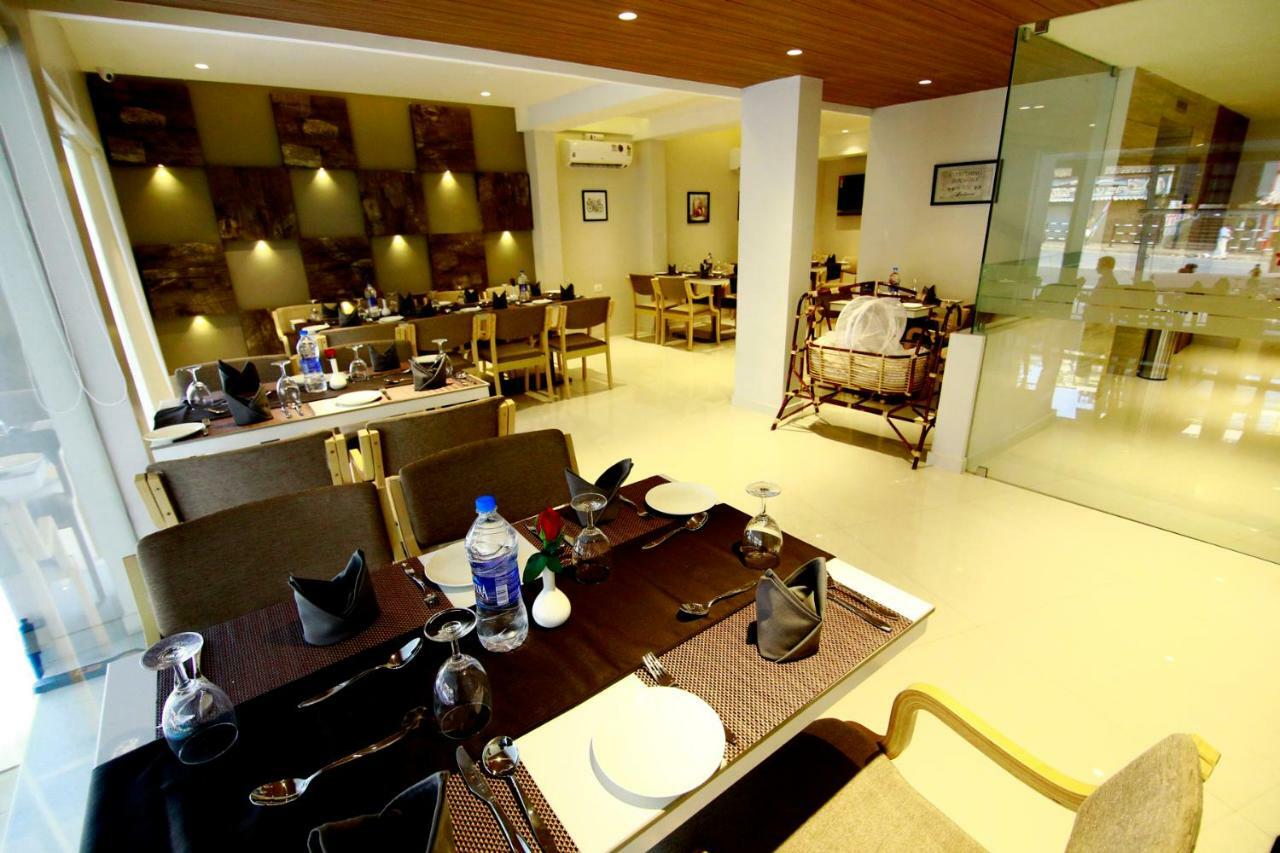 Hotel Panacea Ventures Kollam Extérieur photo